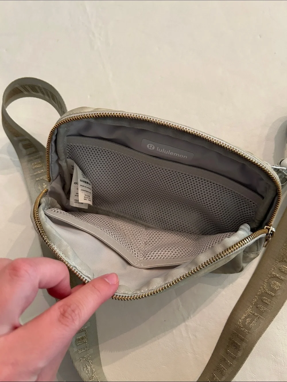 lululemon belt bag